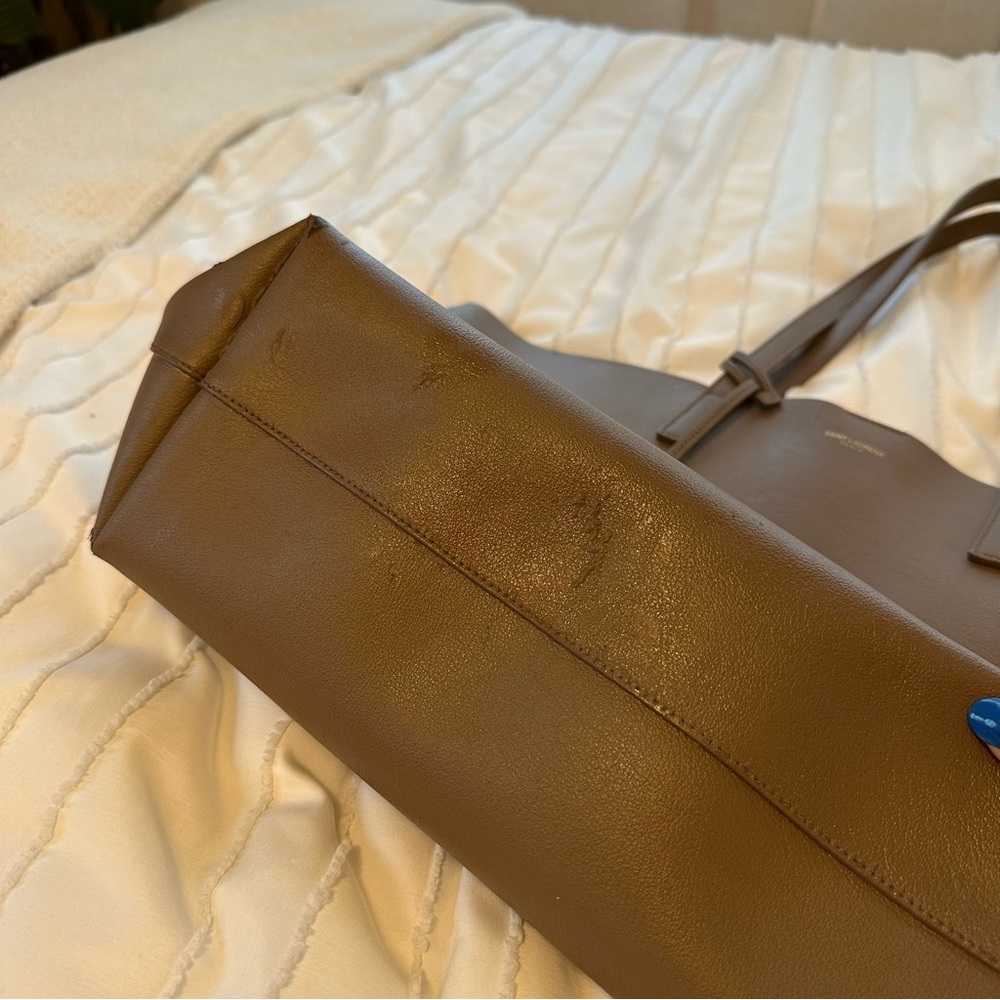 Saint Laurent East West Tote - Picture 6 of 17